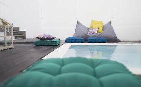 Art 4 You Cascais Suites